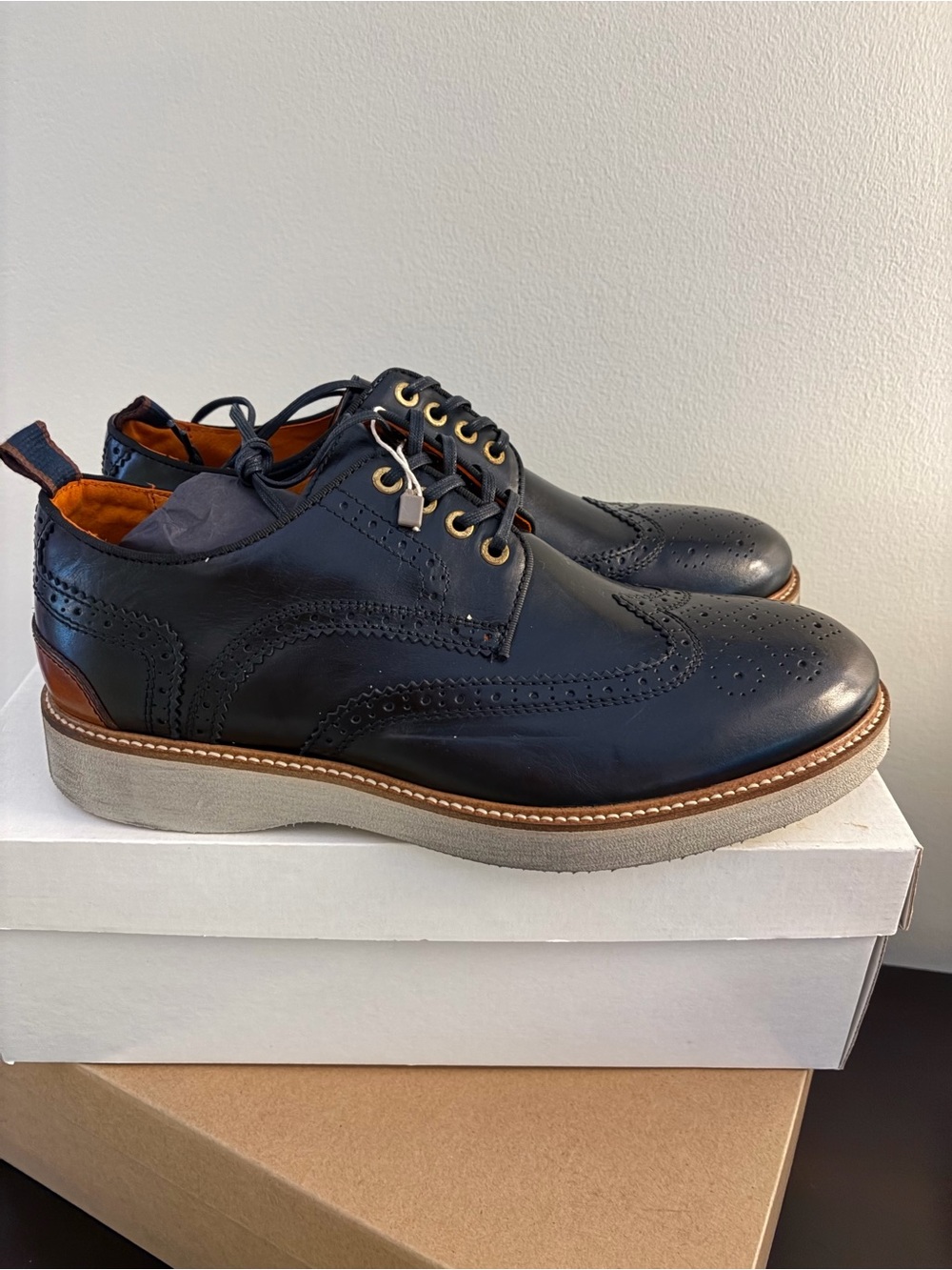 Men's Black Wingtip Derby Shoes with Contrast Sole, Made in Portugal